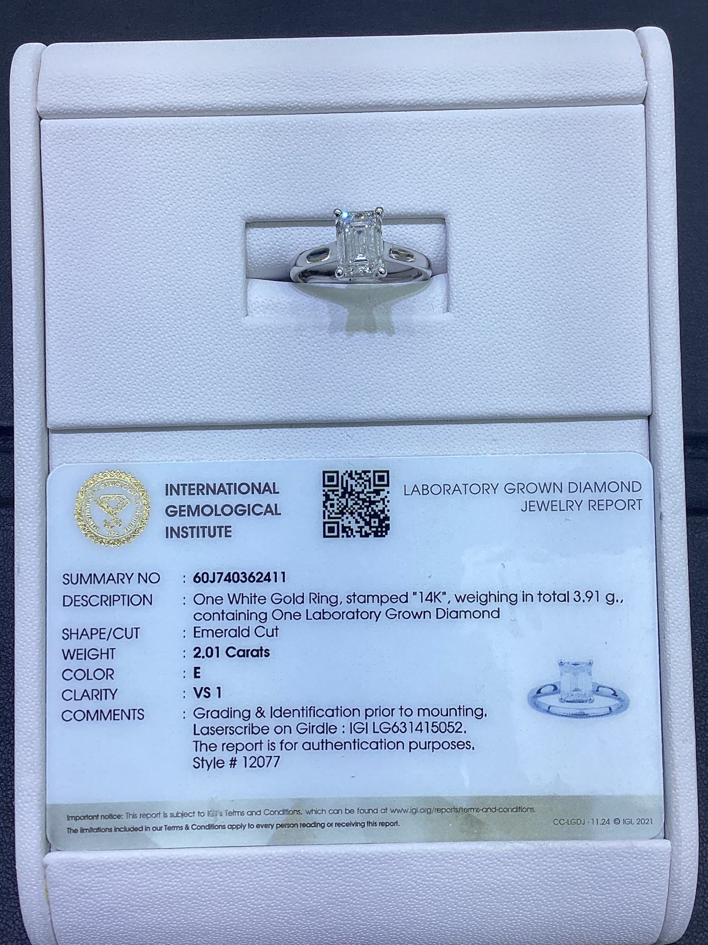 14kt White Gold 2.01 CTW Emerald Lab Diamond Ring