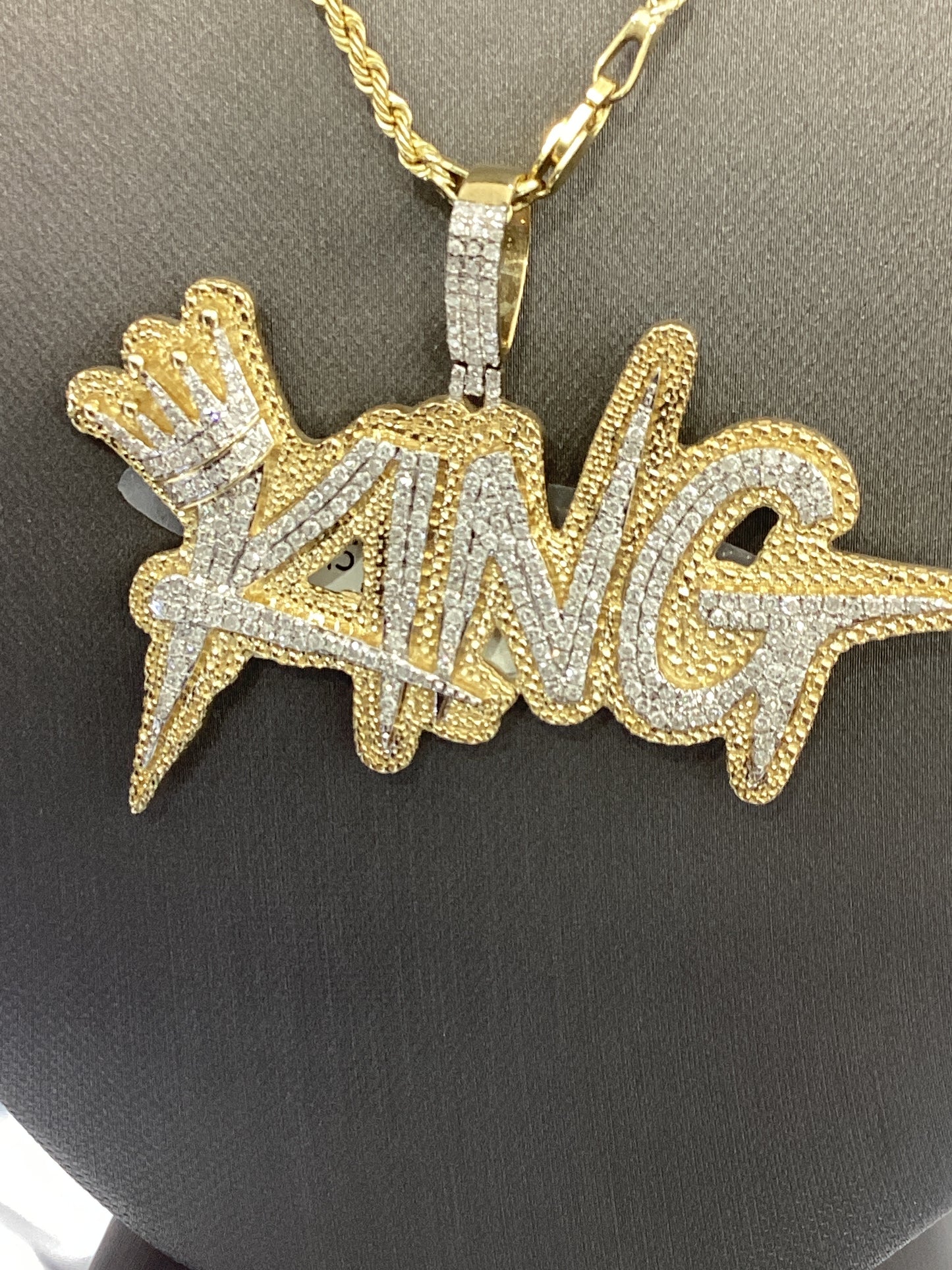 10kt yellow gold 1.57ctw Diamond Charm