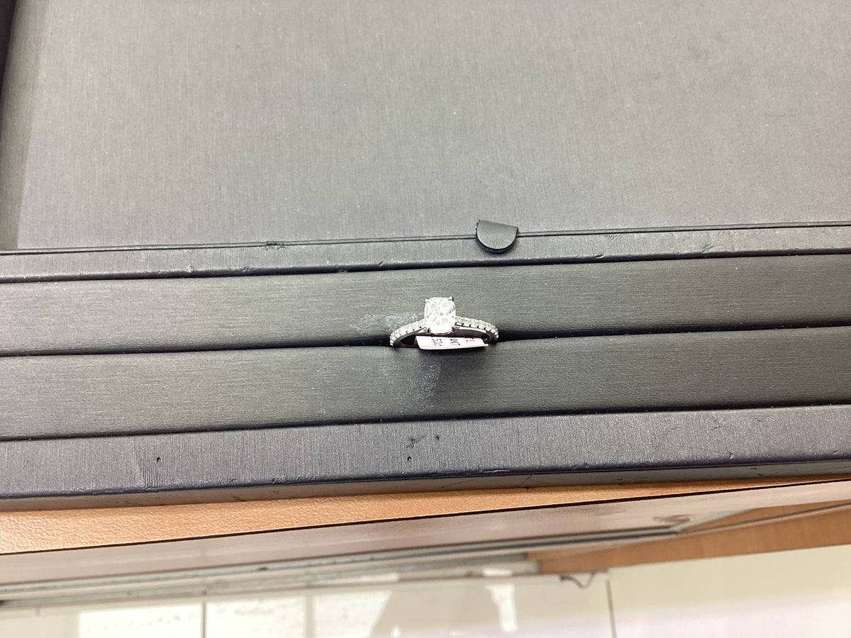 14kw 1.50CTW lab Diamond Ring