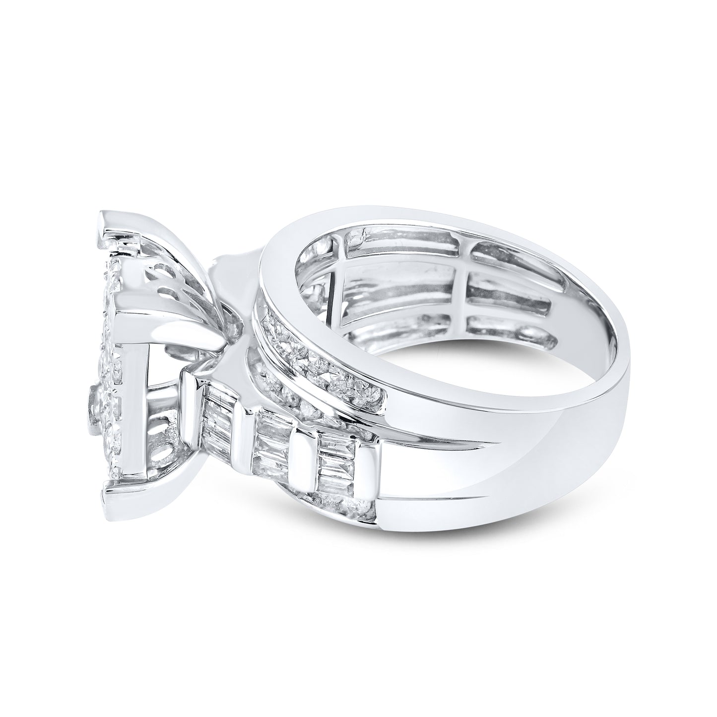 10kt White Gold 1.70 CTW Natural Diamond Ring