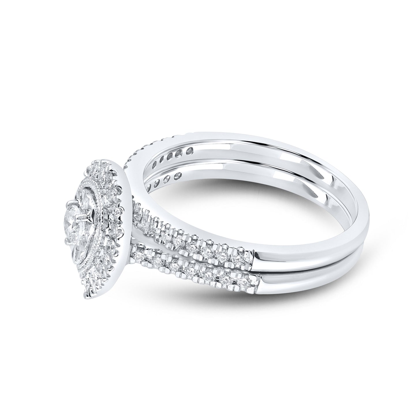 10kt white gold 0.49ctw Pear Shape Diamond Bridal Ring Set