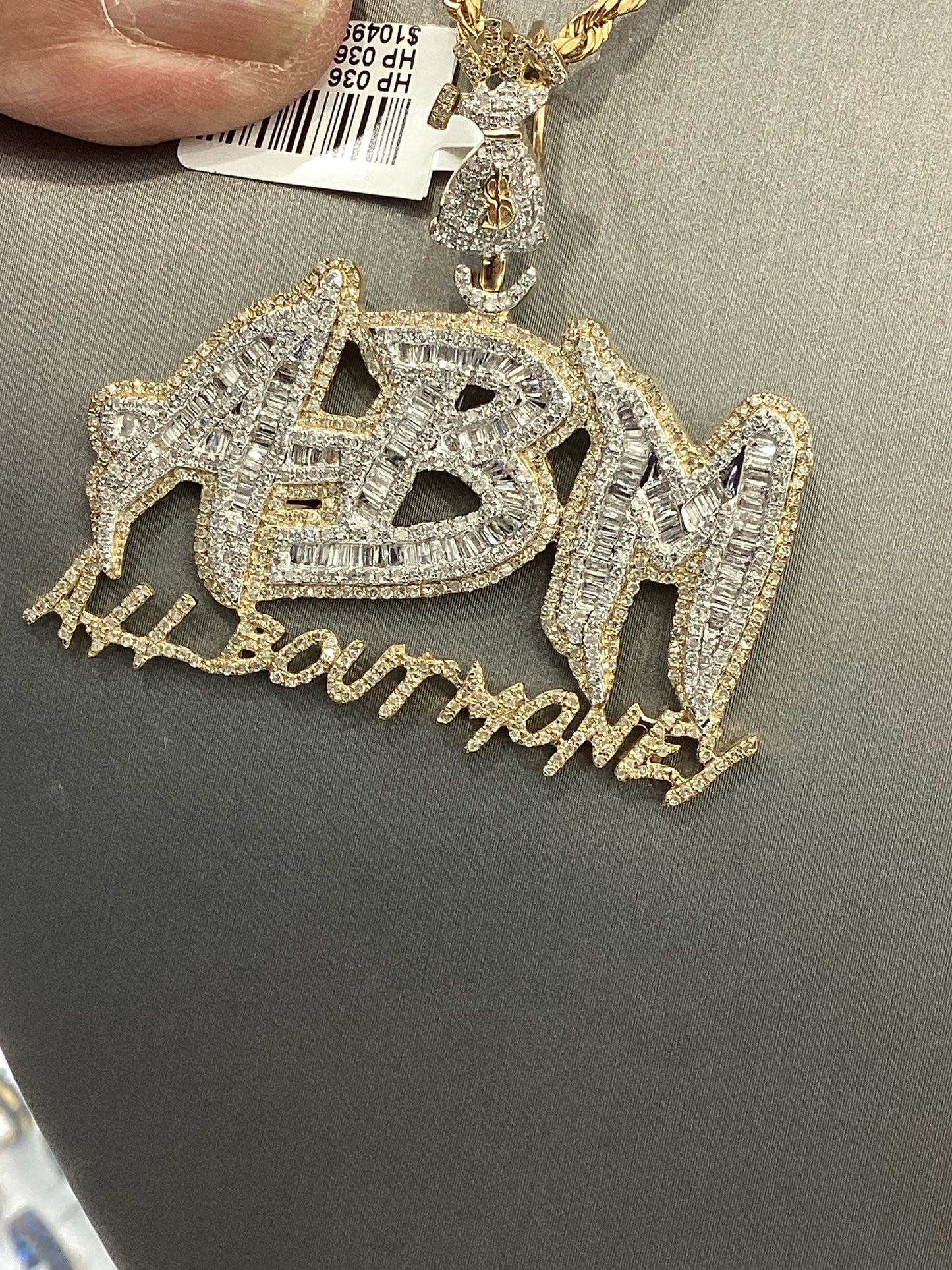10kt yellow gold 2.97ctw Diamond Charm