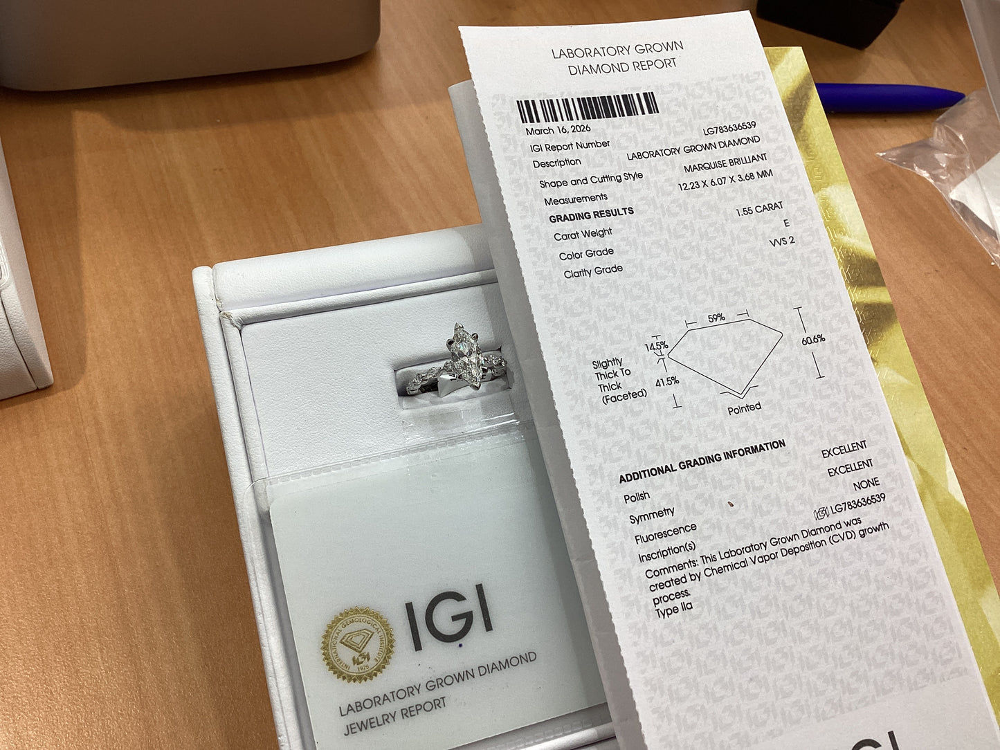 14kw 2.37ctw lab Diamond ring