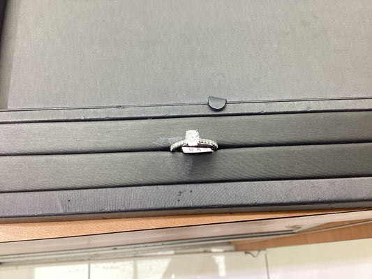 14kw 1.50CTW lab Diamond Ring