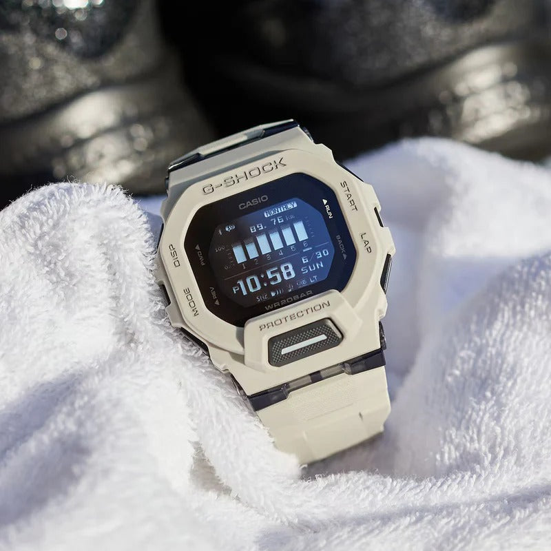 CASIO G-Shock G-Squad GBD-200 Series White Resin Watch | GBD200UU-9